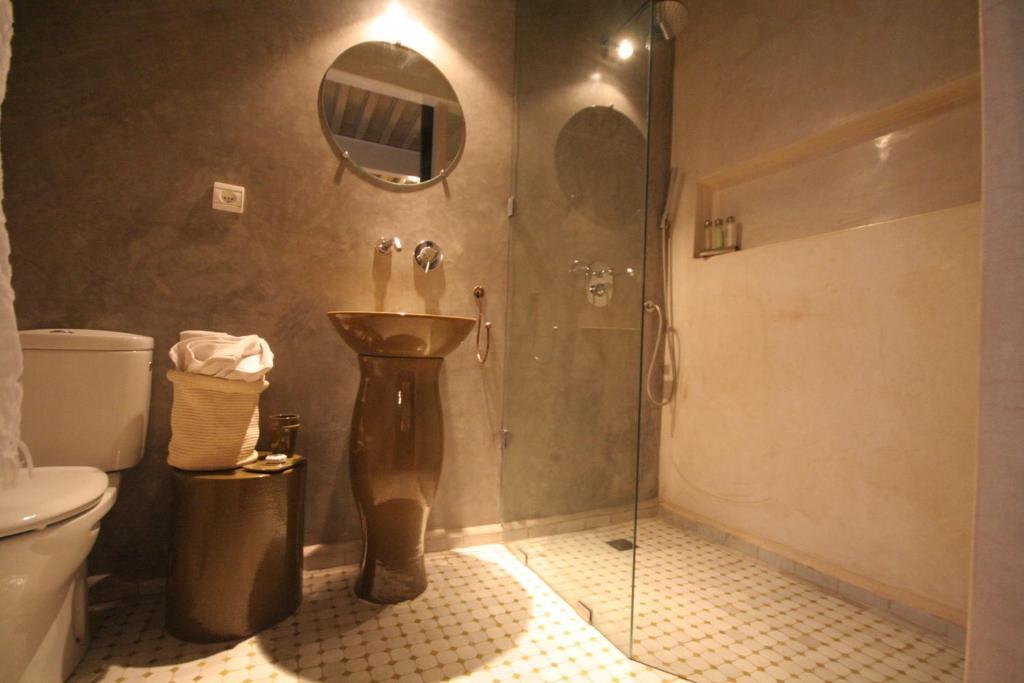 ホテル Dar Les Sirenes エッサウィラ 部屋 写真
